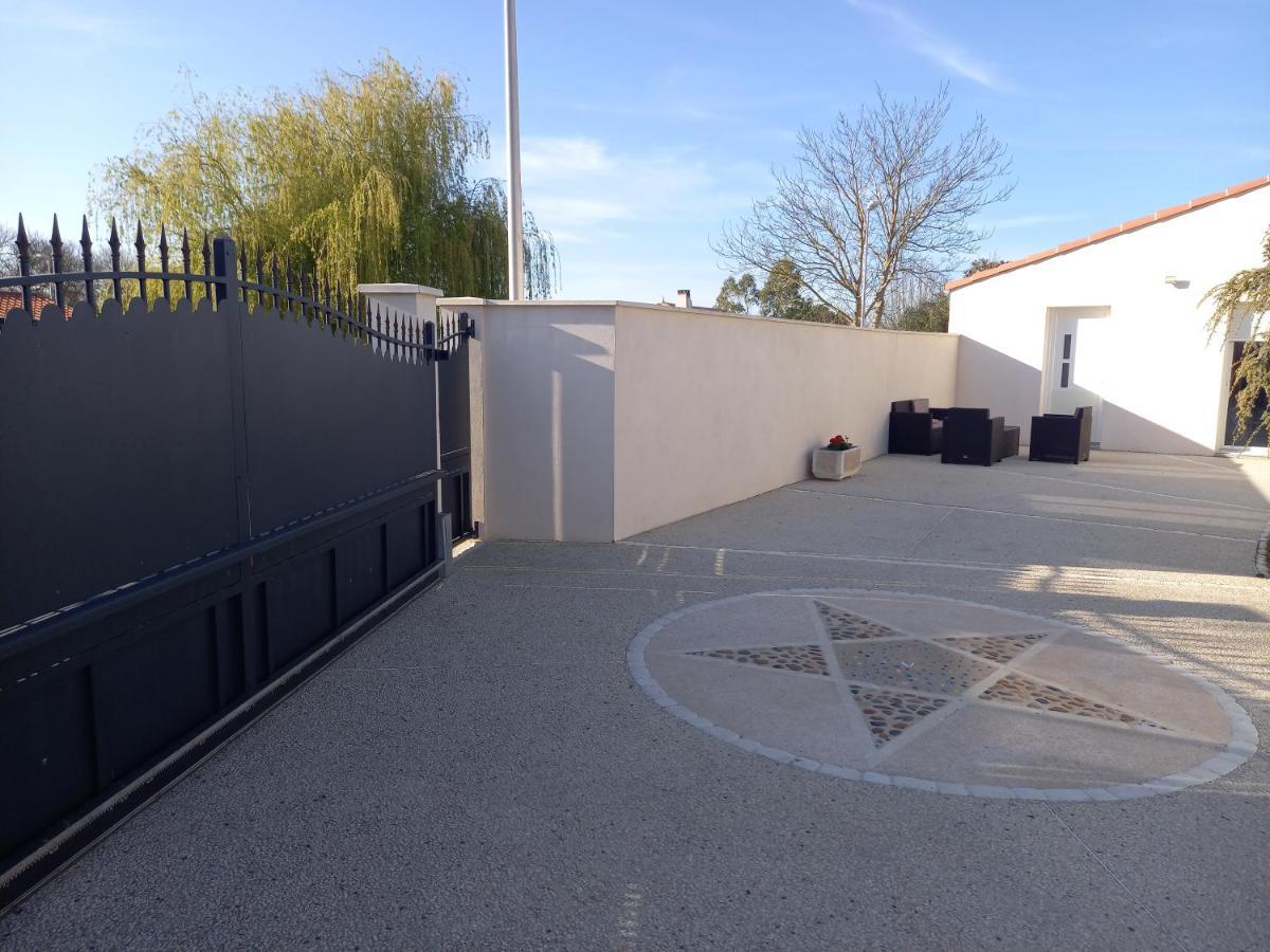 La Teranga Proche La Rochelle Lägenhet Nuaille-d'Aunis Exteriör bild